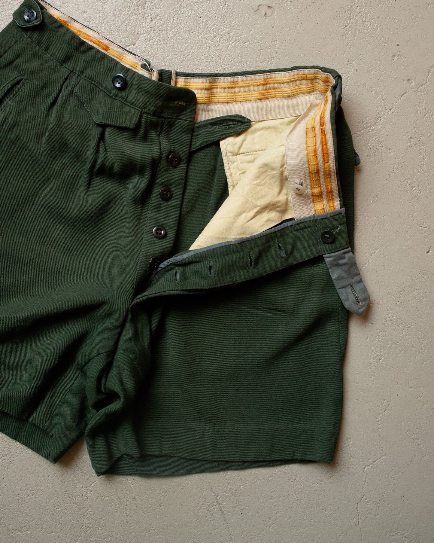 1940s/50s German ‚knitterfest’ Shorts green - W30