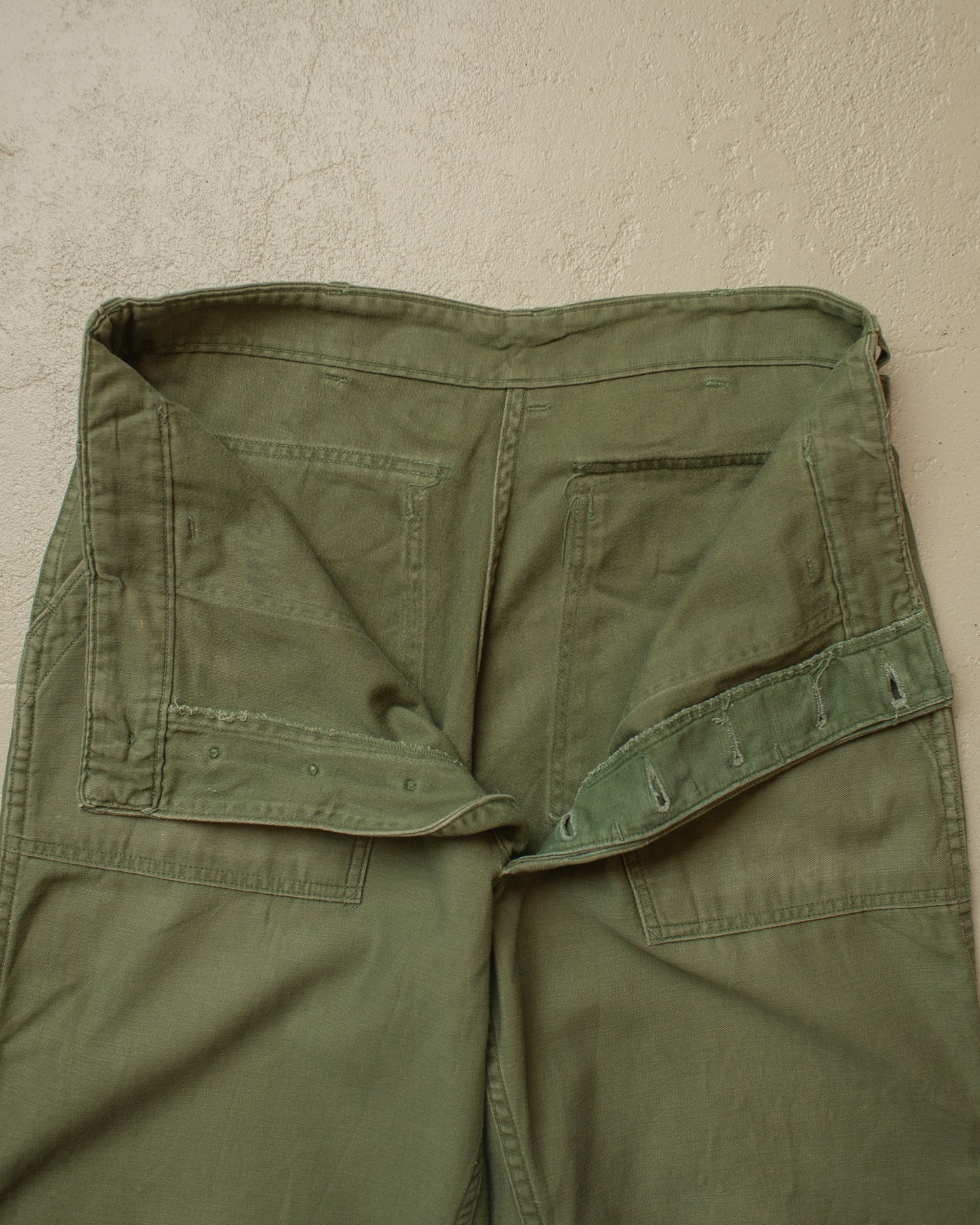 1960s/70s US Army OG-107 Baker Pants green - W32,5 L24