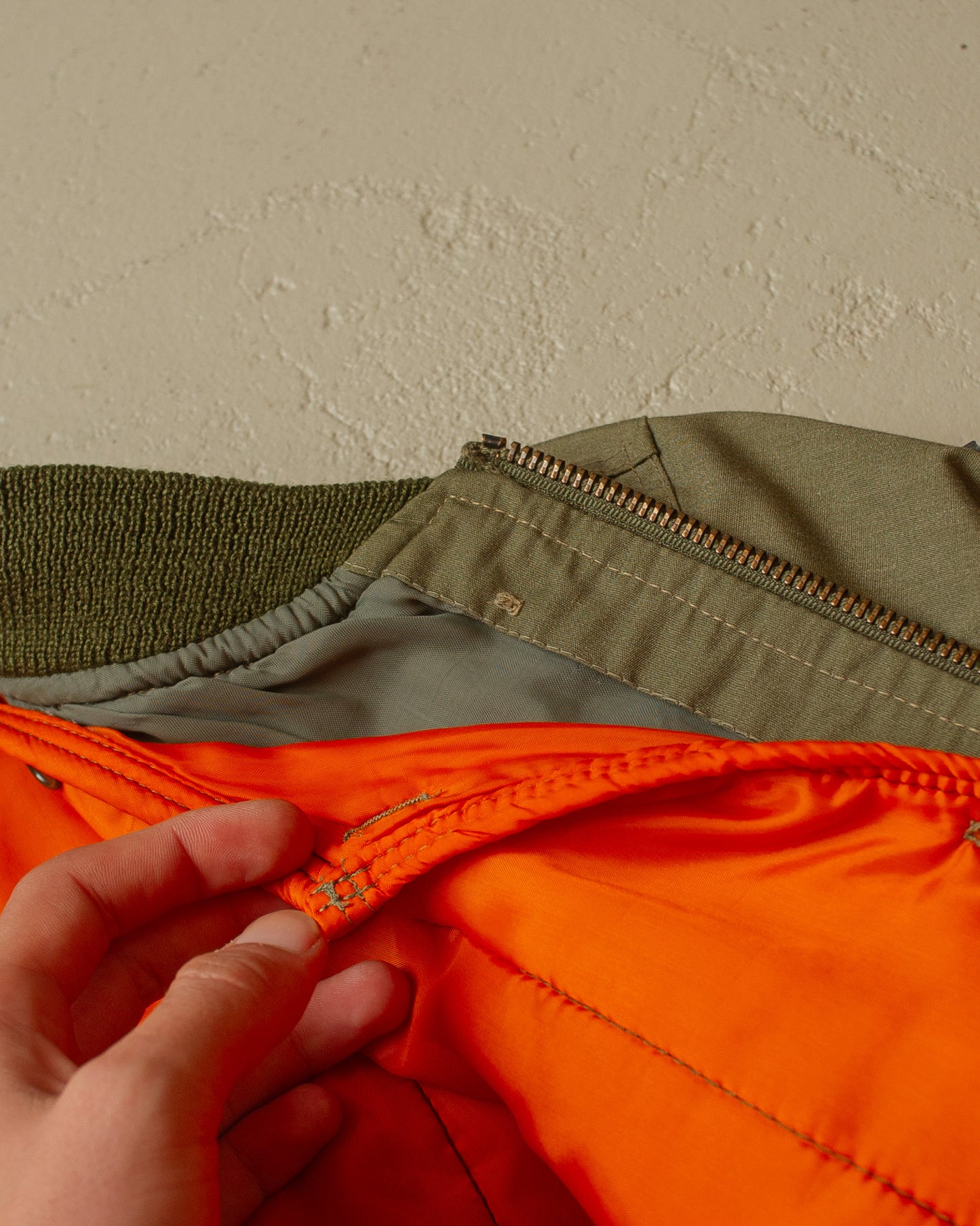 1970s Italian Air Force L-2B lined Flight Jacket khaki - L