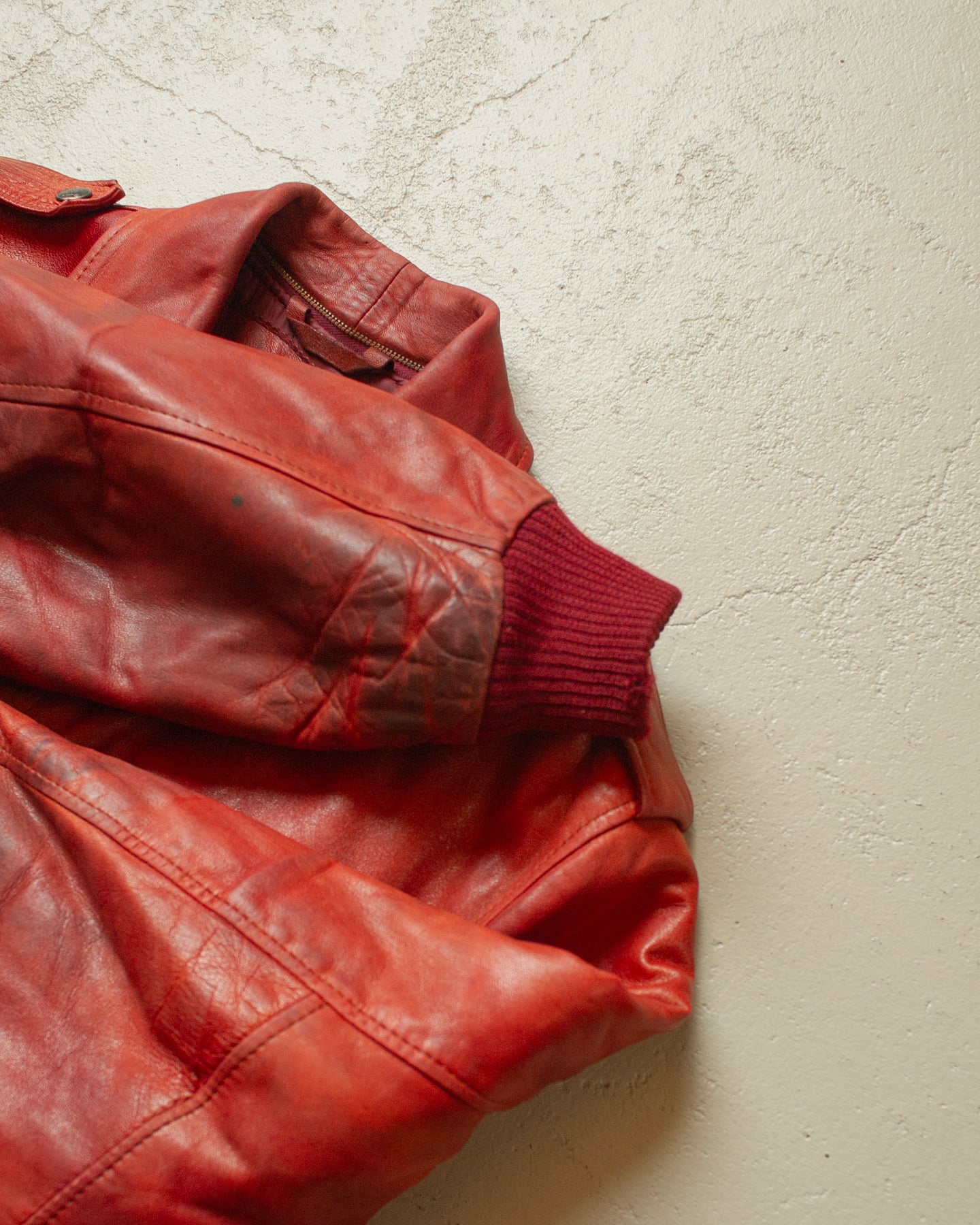 1990s Faded Leather Bomber Jacket red - M