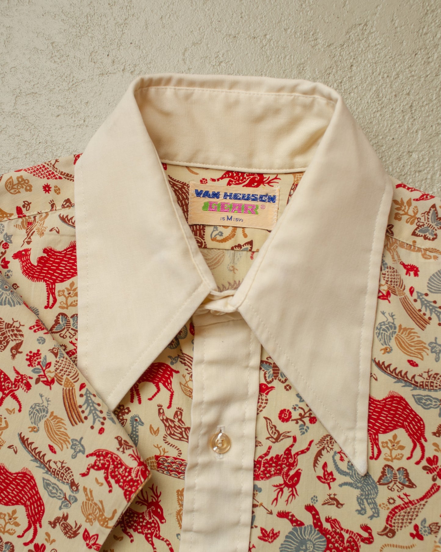 1970s Van Heusen Pattern Point Collar Shirt creme/burgundy - M