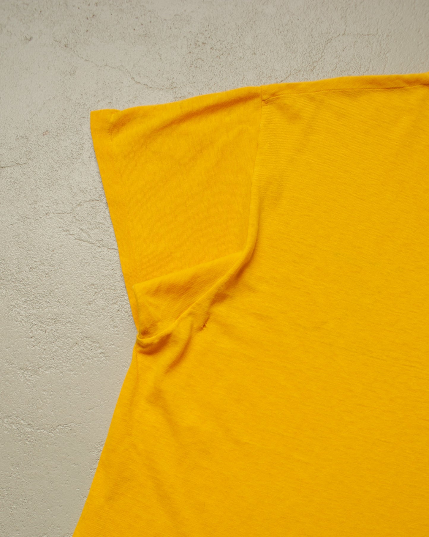 1970s/80s distressed US Marines Consulate Hamburg T-shirt yellow - XL