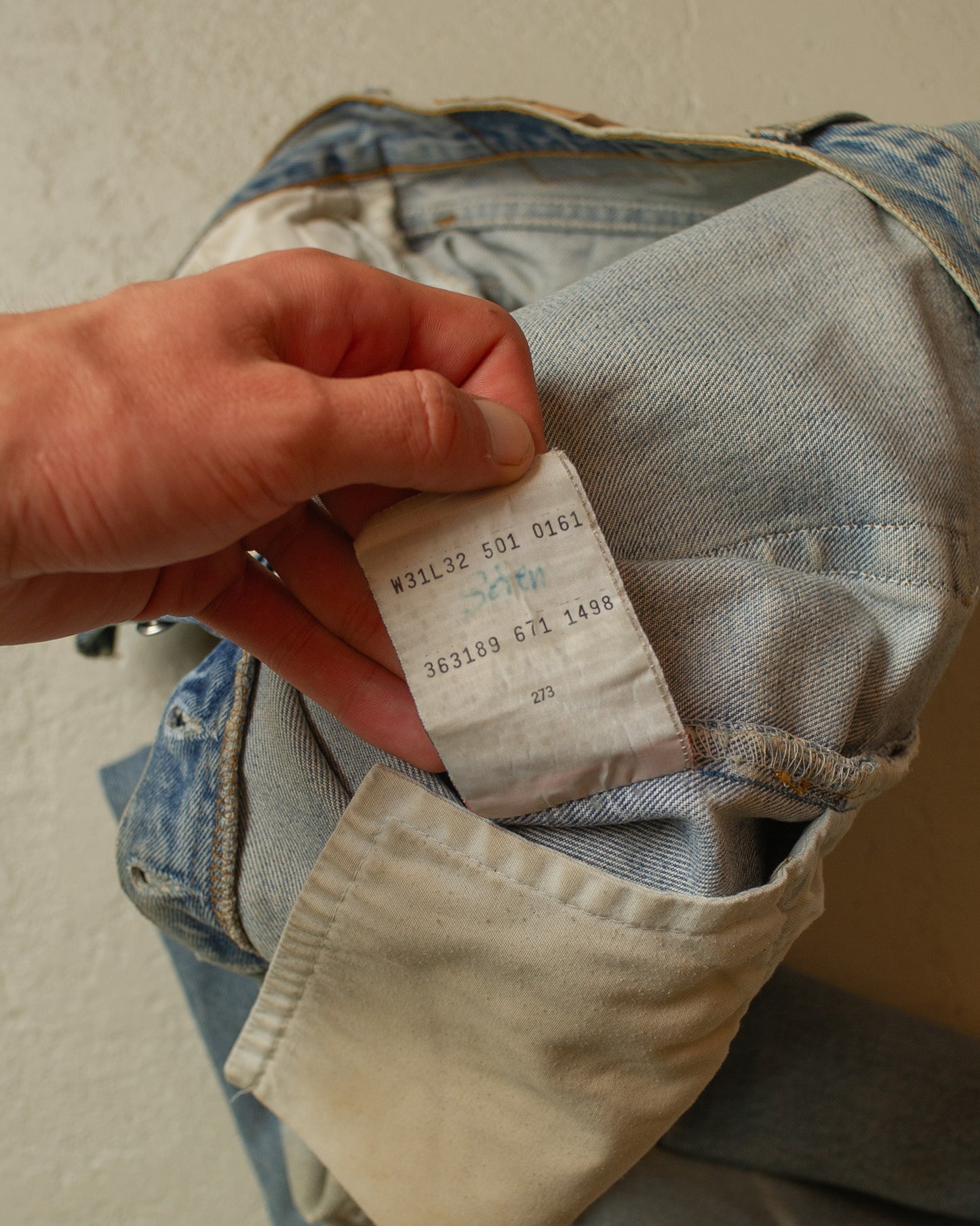 1998 Levi´s Painter Cut Off Jeans blue - W30