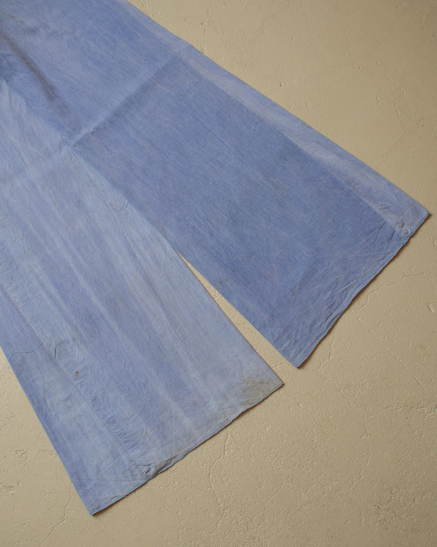1970s faded German light Bellbottoms blue - W28 L34