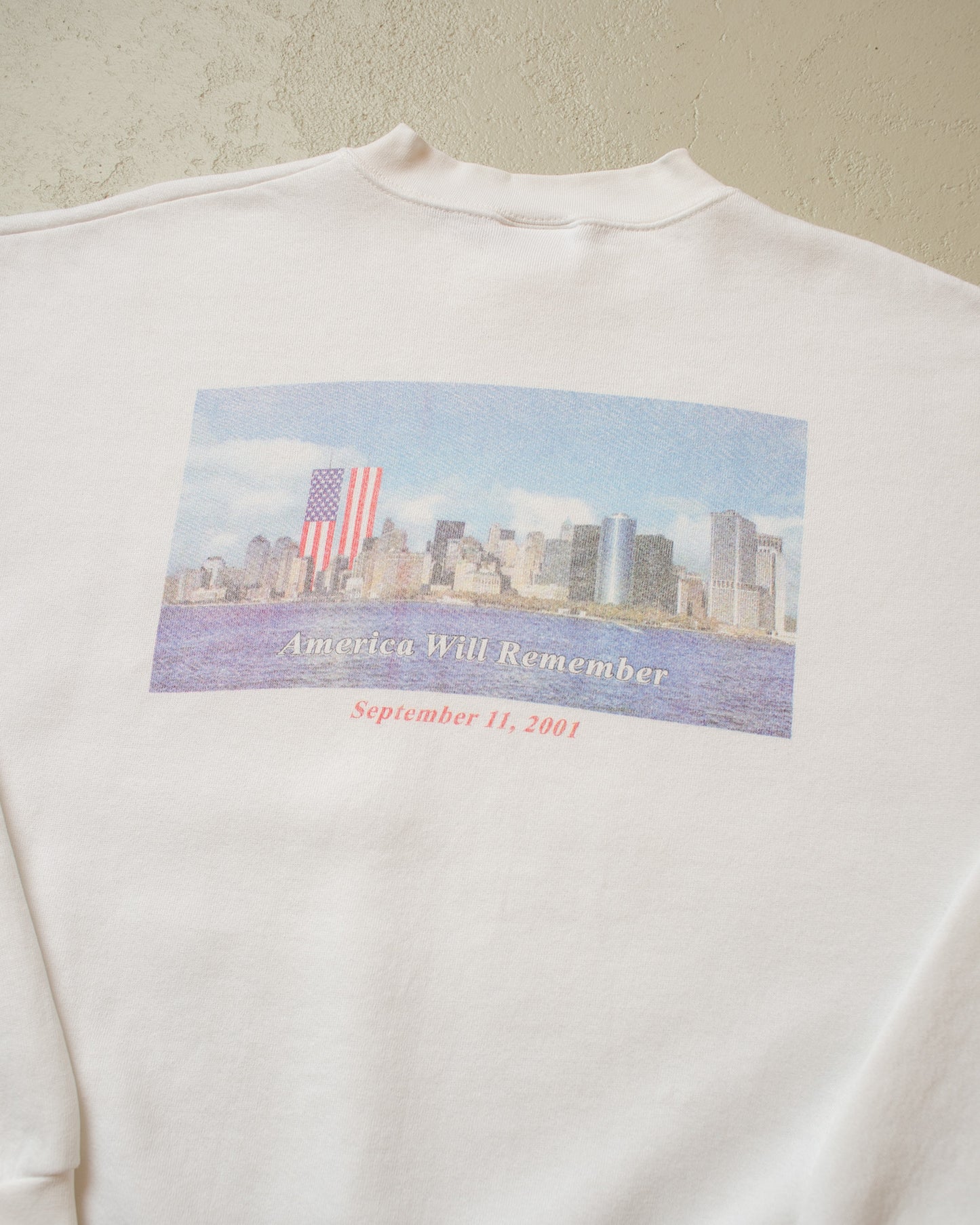 2000s "America Will Remember" 9/11 Sweatshirt white - L