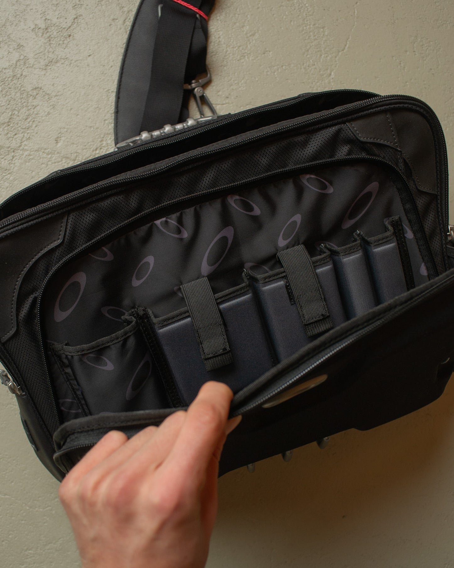 Oakley Home Office Briefcase black