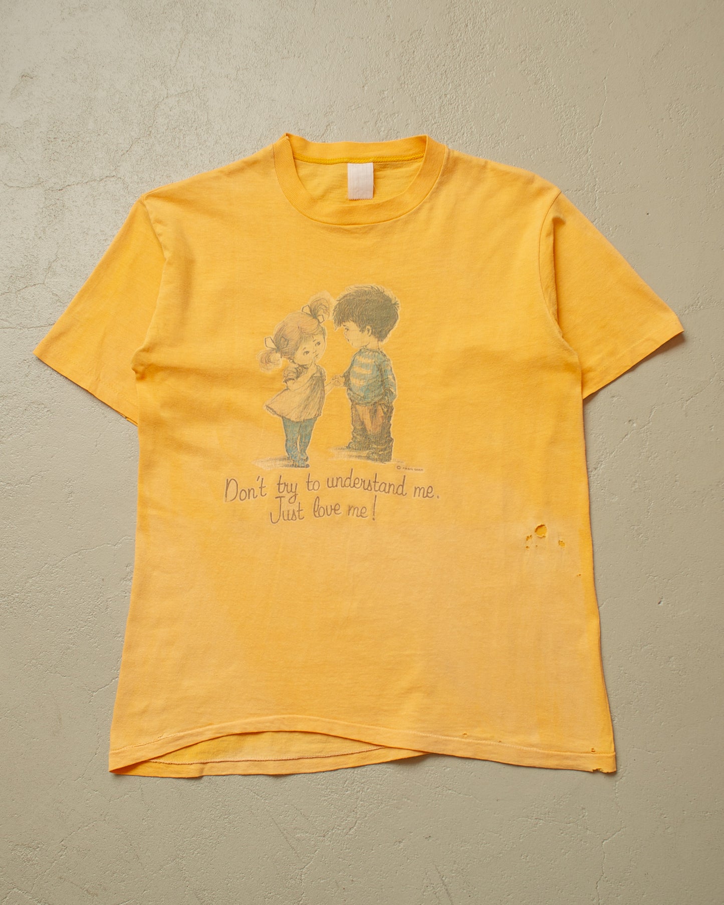 1980s distressed "Just love me!" T-shirt yellow - M