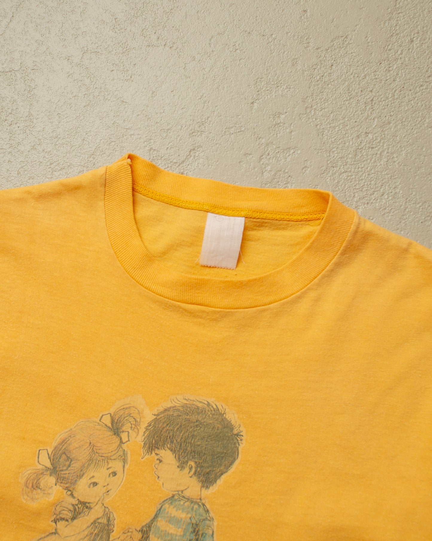 1980s distressed "Just love me!" T-shirt yellow - M