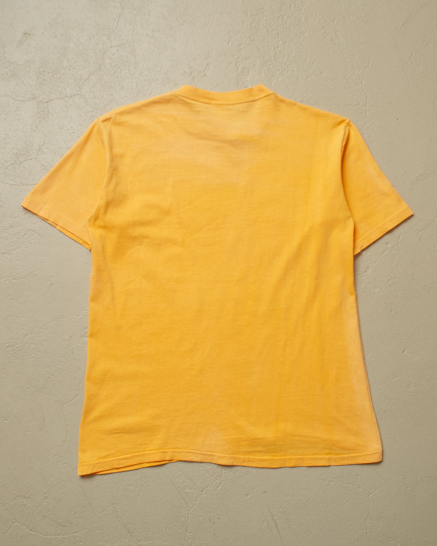 1980s distressed "Just love me!" T-shirt yellow - M