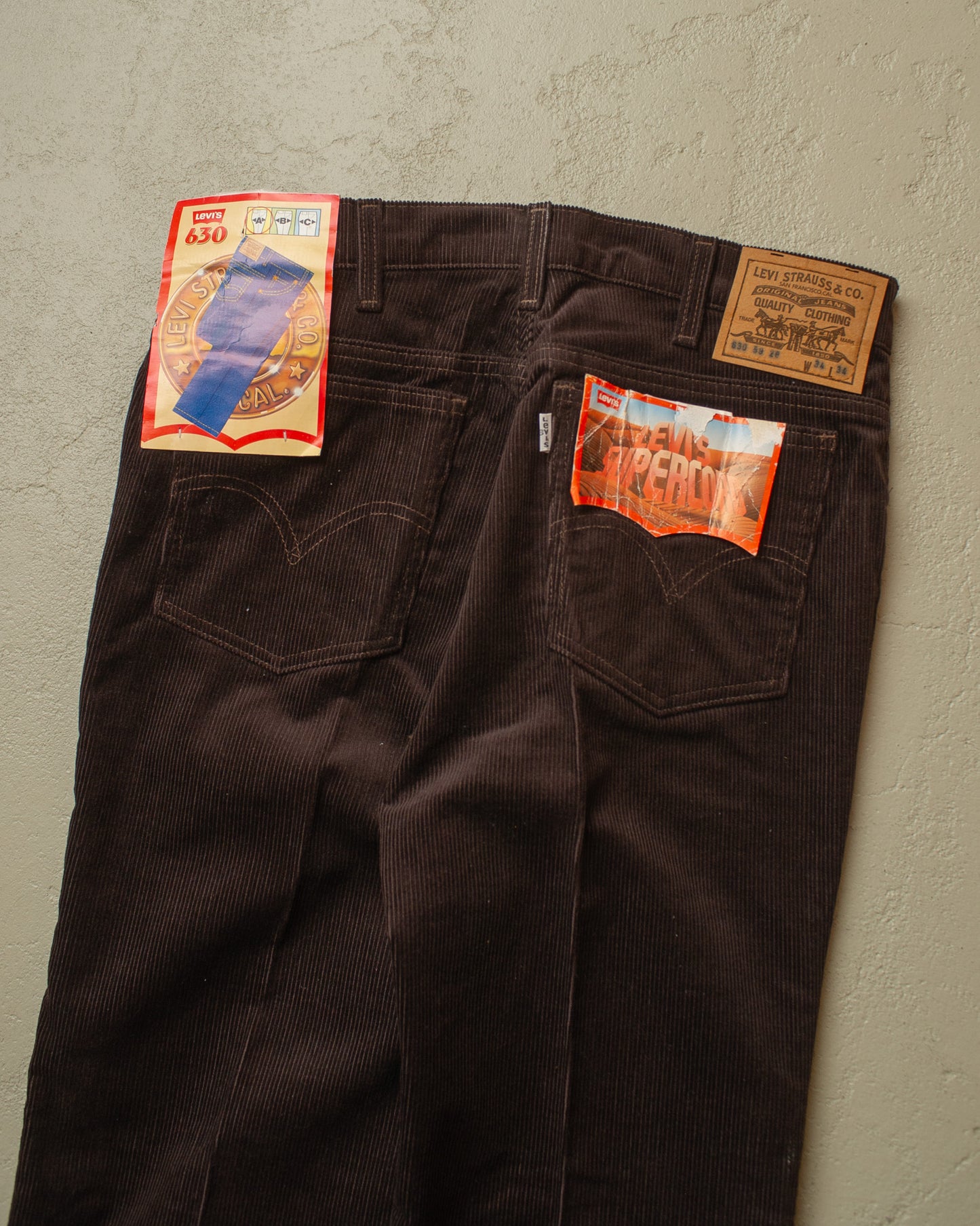 1980s Deadstock Levis 630 Supercord Pants brown - W32,5 L33