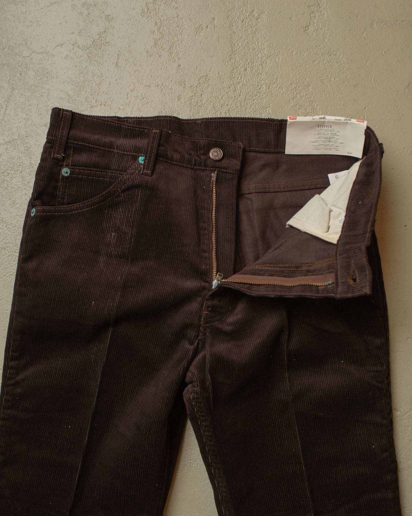 1980s Deadstock Levis 630 Supercord Pants brown - W32,5 L33