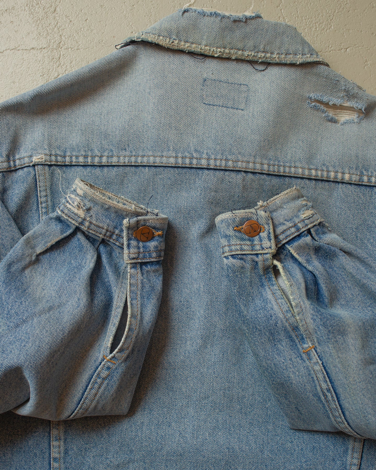 1990s distressed Valentino Denim Jacket blue - XL