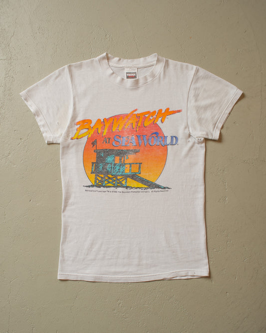 1995 thrashed Baywatch T-shirt white - S/M