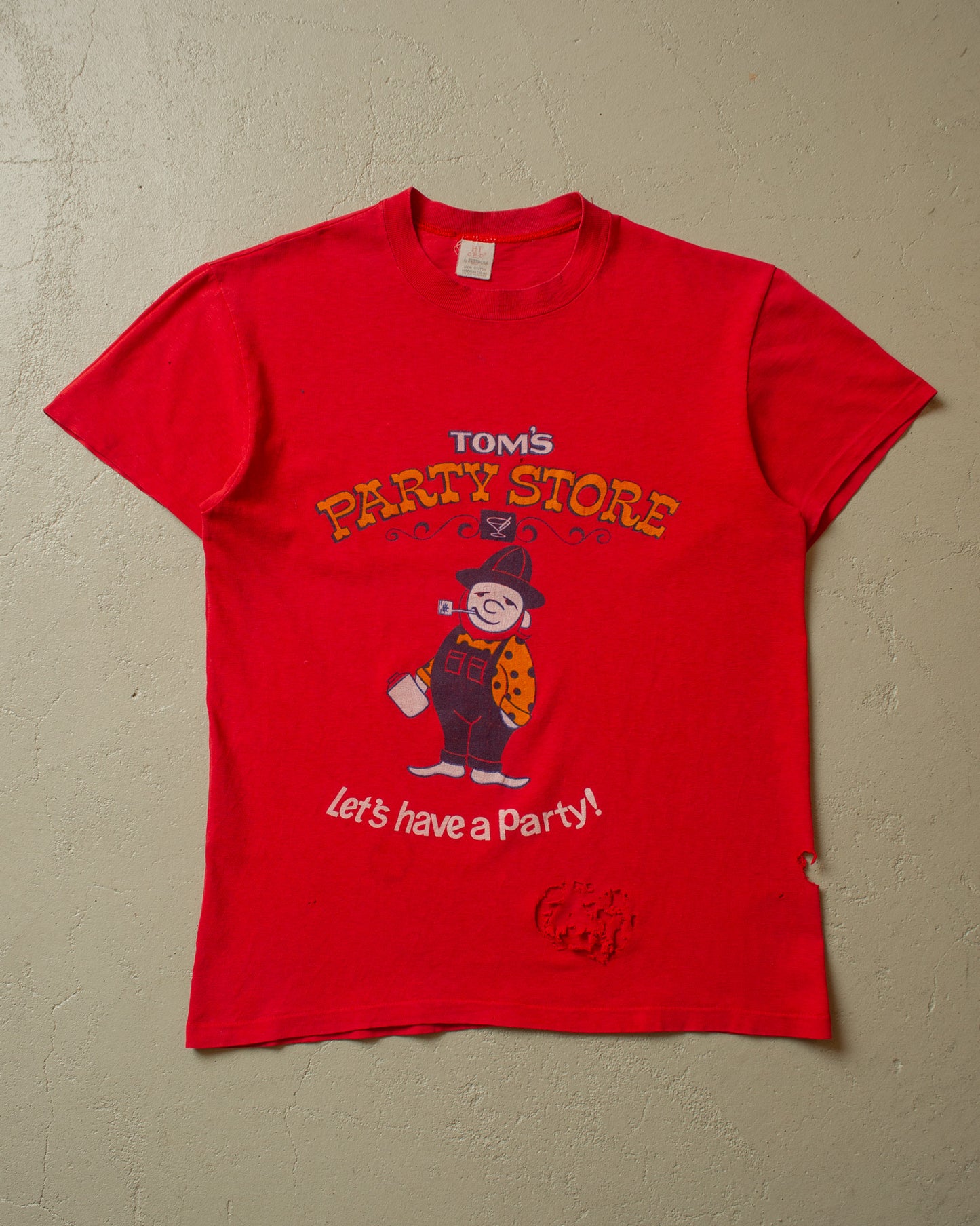 1980s distressed Tom`s Partystore T-shirt red - S/M
