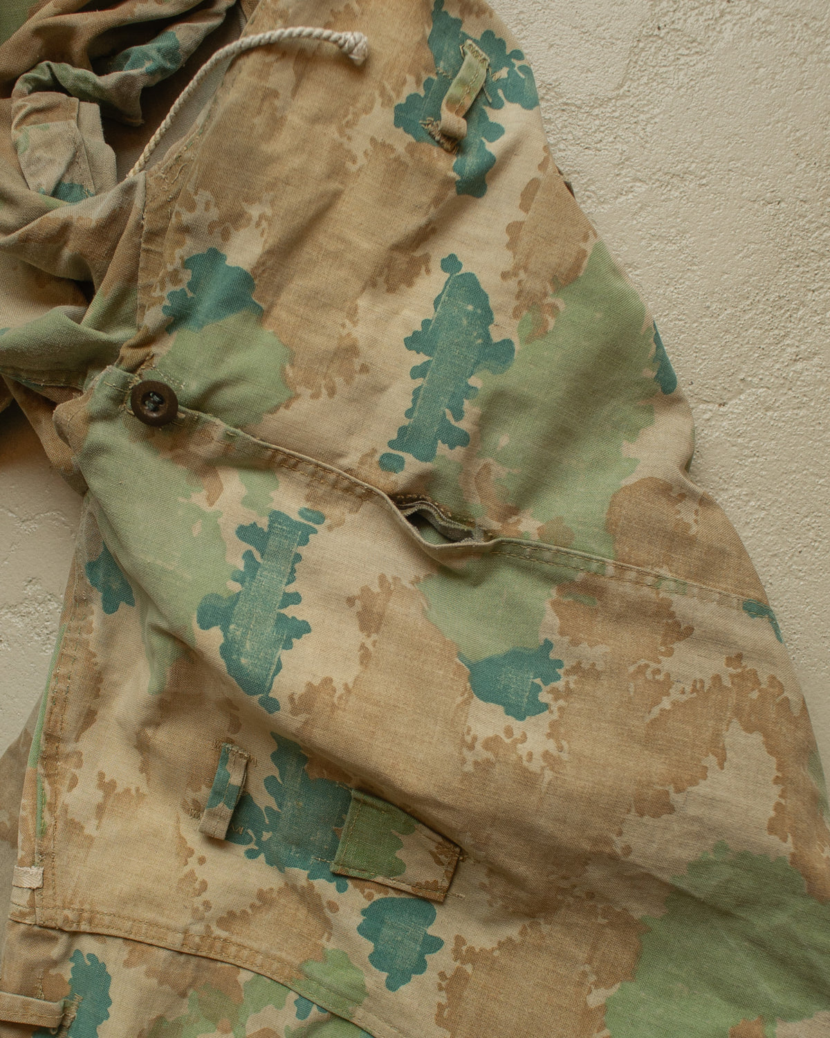 1963 East German DDR Faded "Blumentarn" Field Jacket - L/XL
