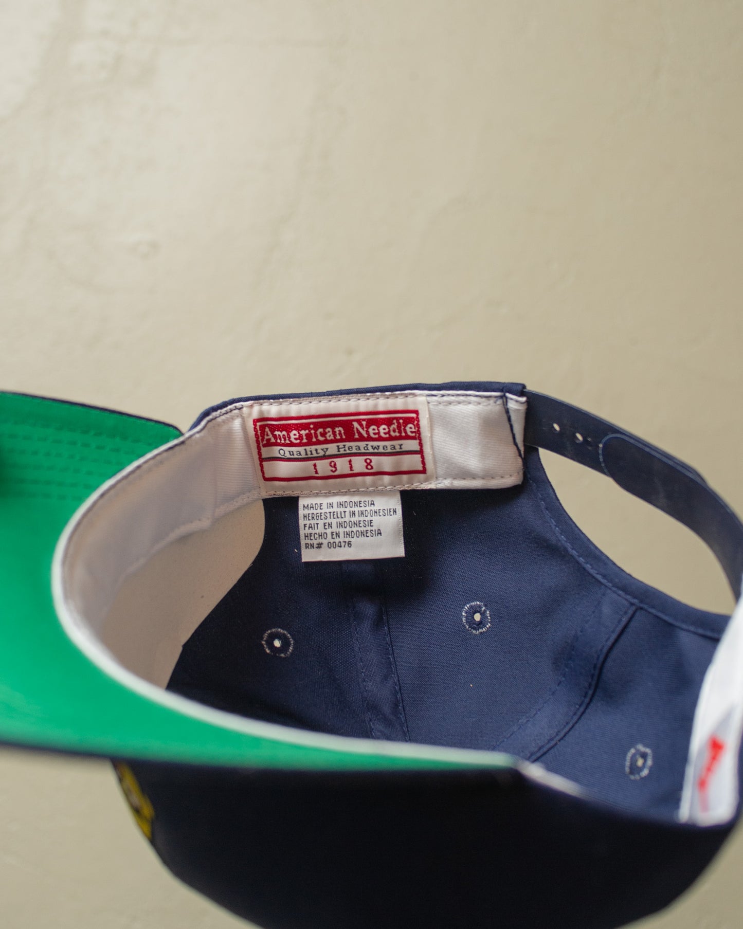 1990s unworn Bert Snapback navyblue
