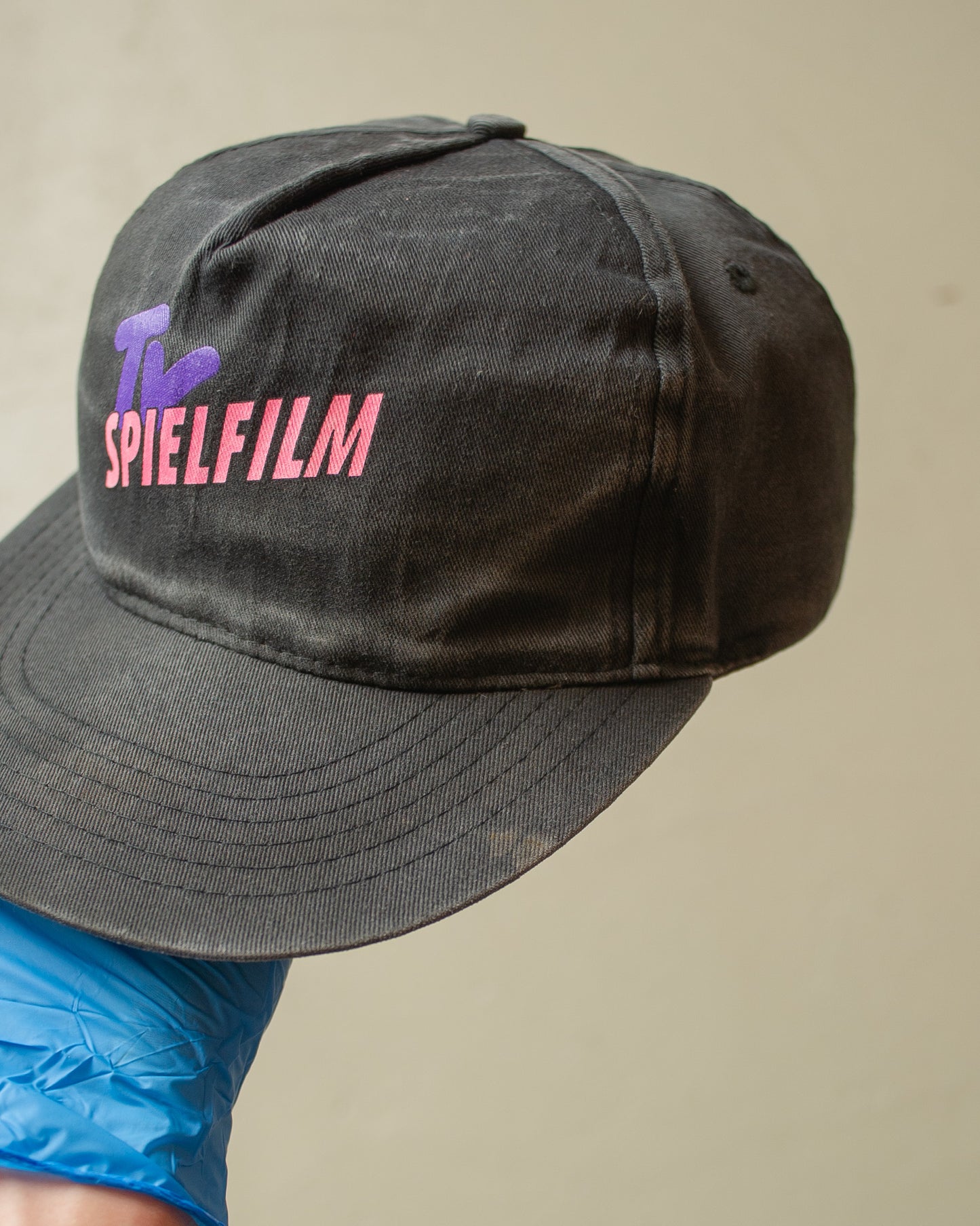 1990s Faded TV Spielfilm Snapback black