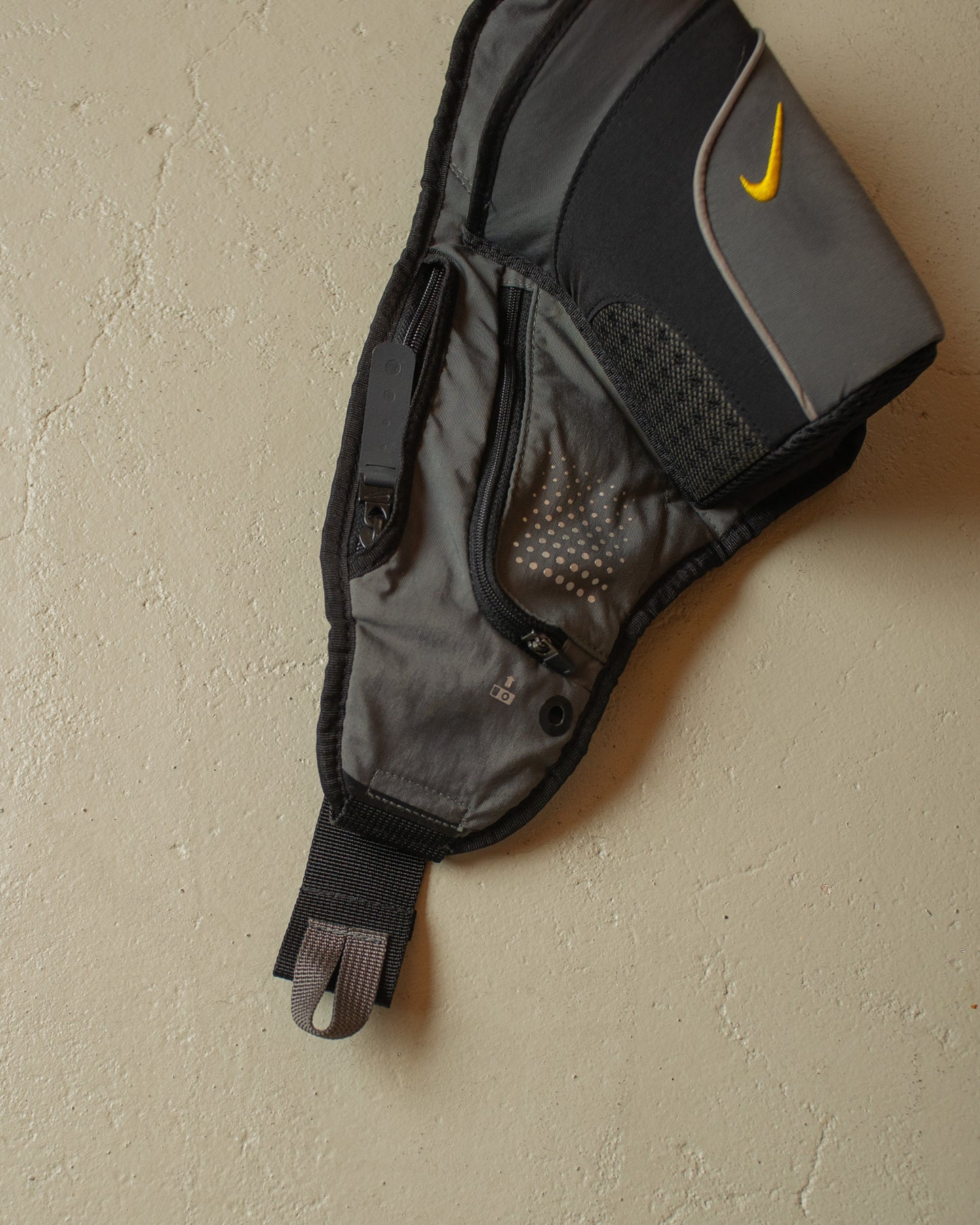 2000s Nike Cup Holder Sidebag grey
