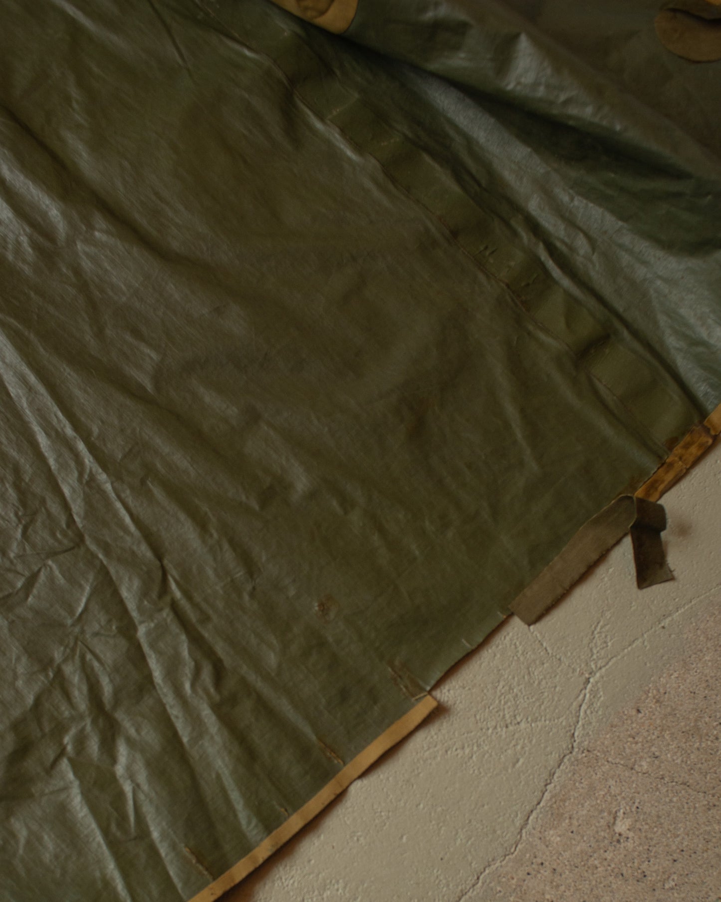 1943 US Army WW2 Rubber Rain Coat beige - M
