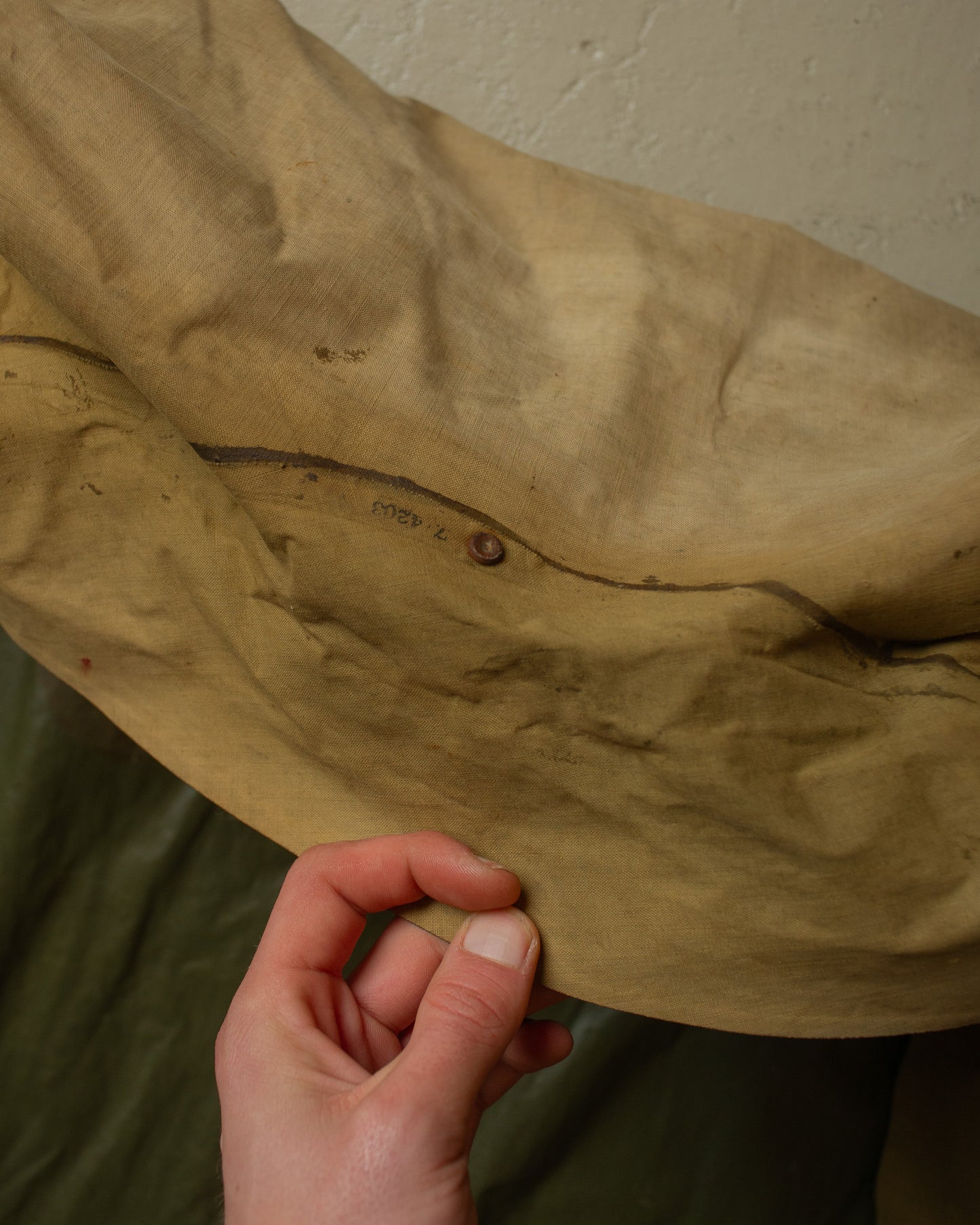 1943 US Army WW2 Rubber Rain Coat beige - M