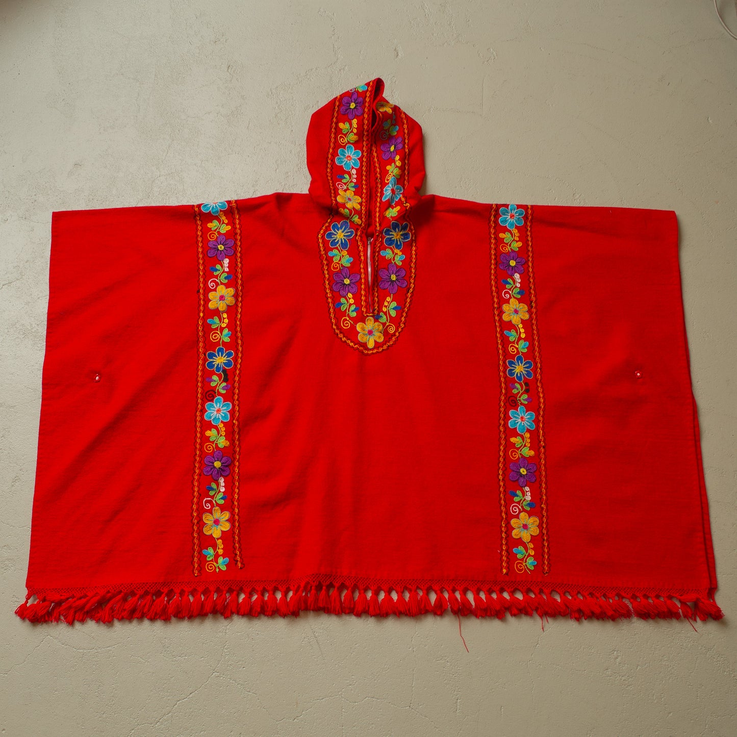 1960s/70s Handmade South American Wool Poncho - One Size