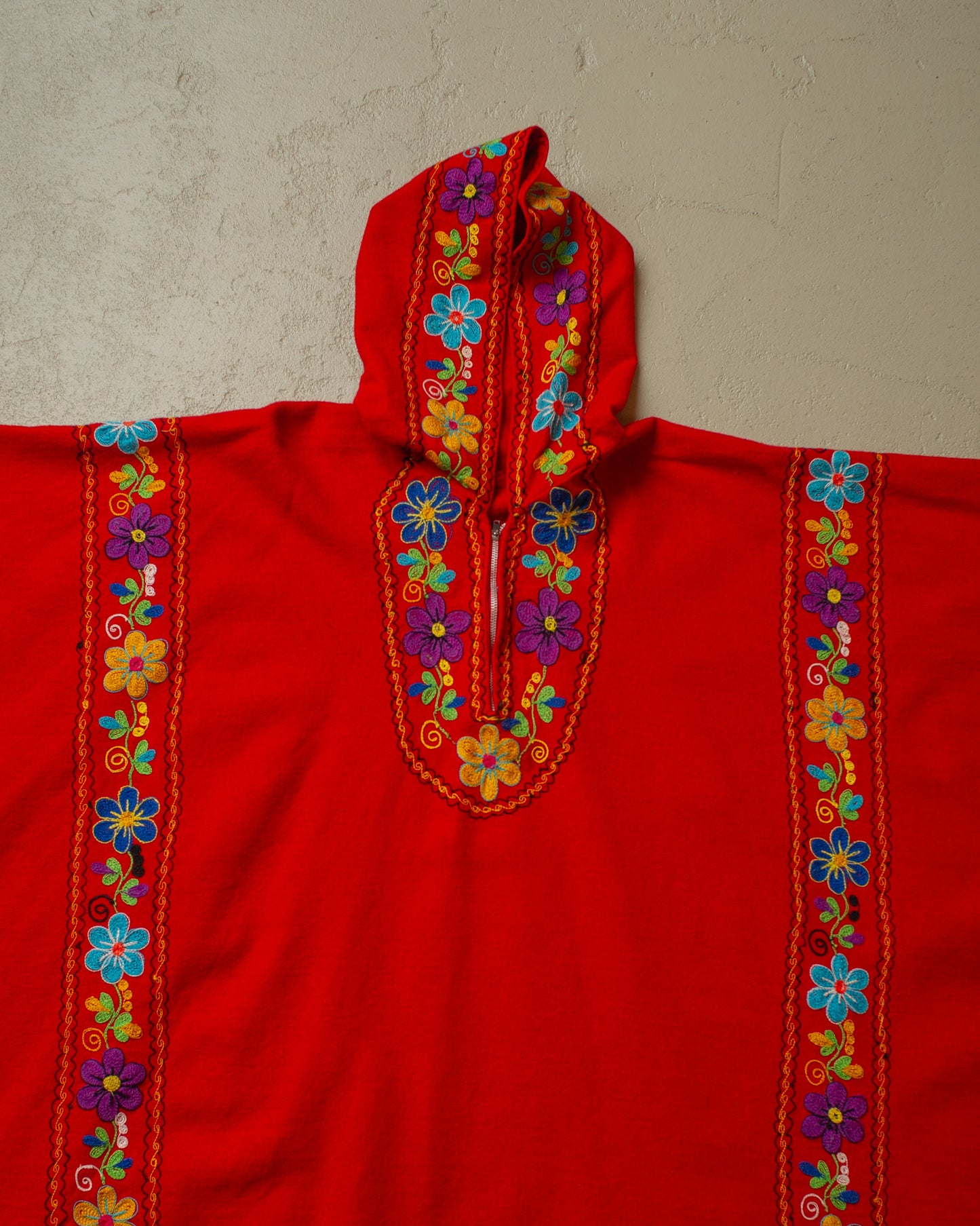 1960s/70s Handmade South American Wool Poncho - One Size