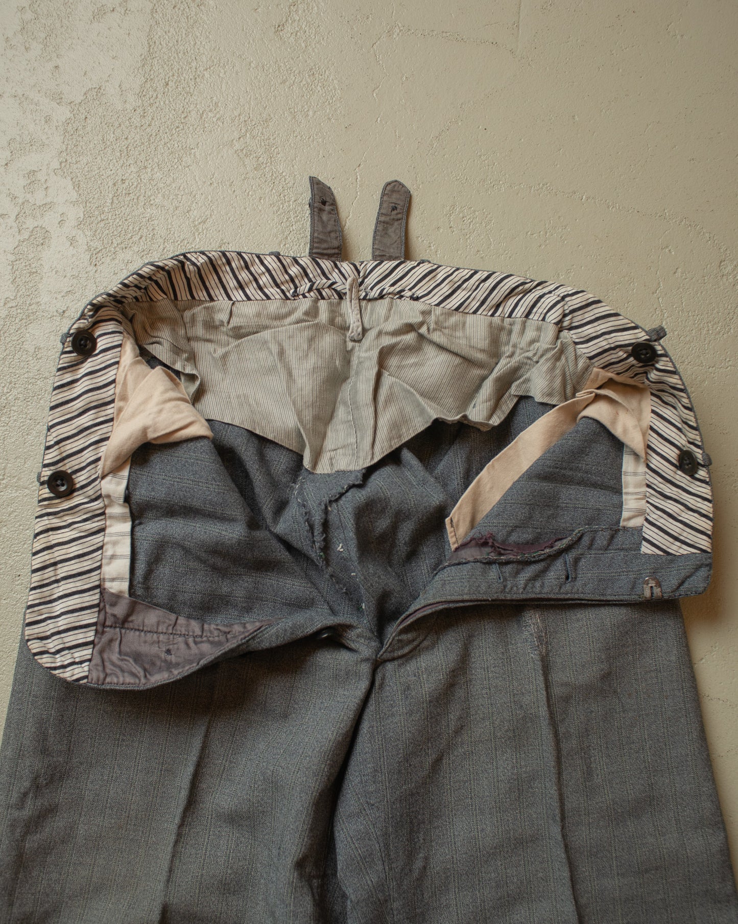 1930s/40s High-waisted Trousers grey - W31 L30
