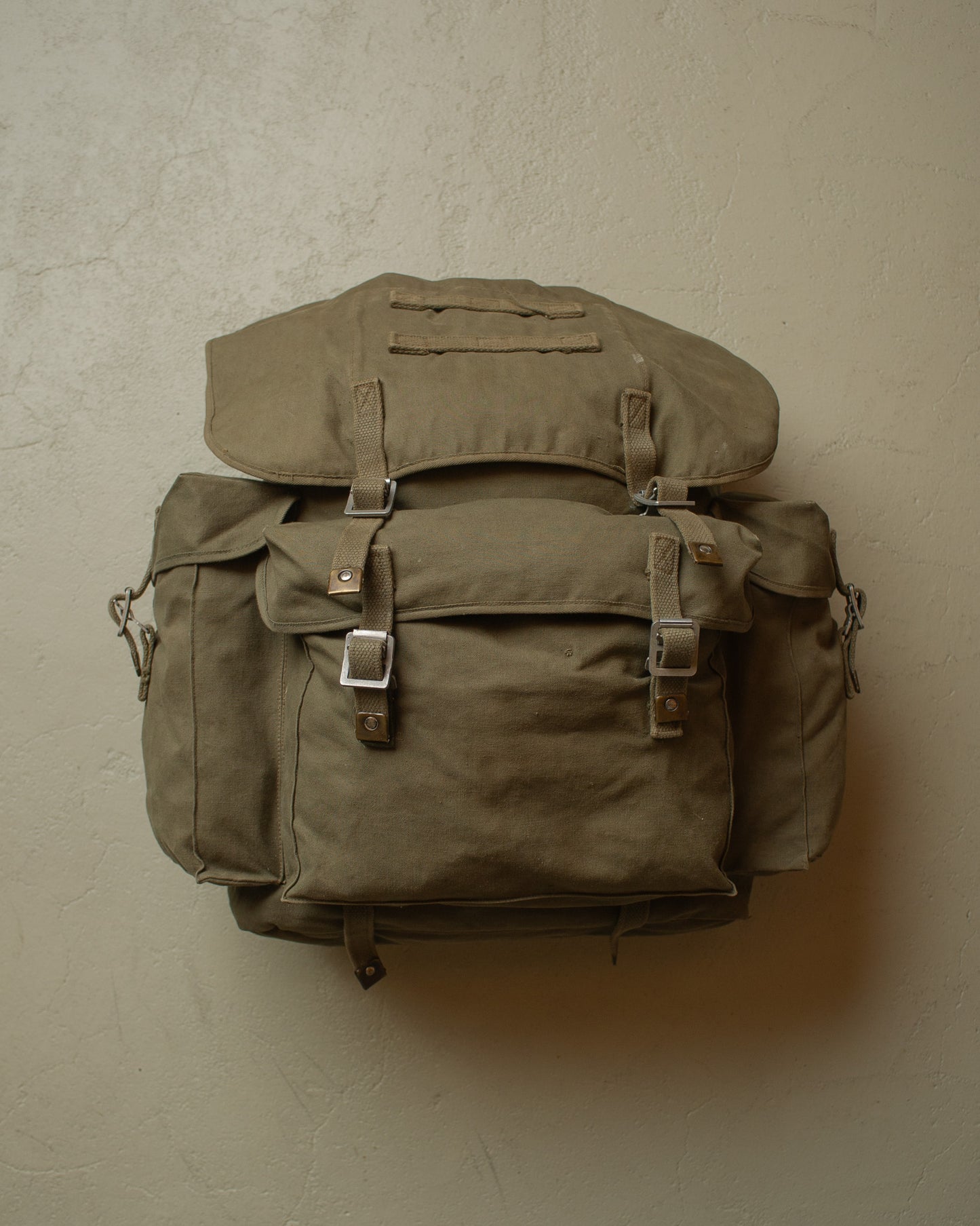 1960s Bundeswehr Army Canvas Backpack khaki