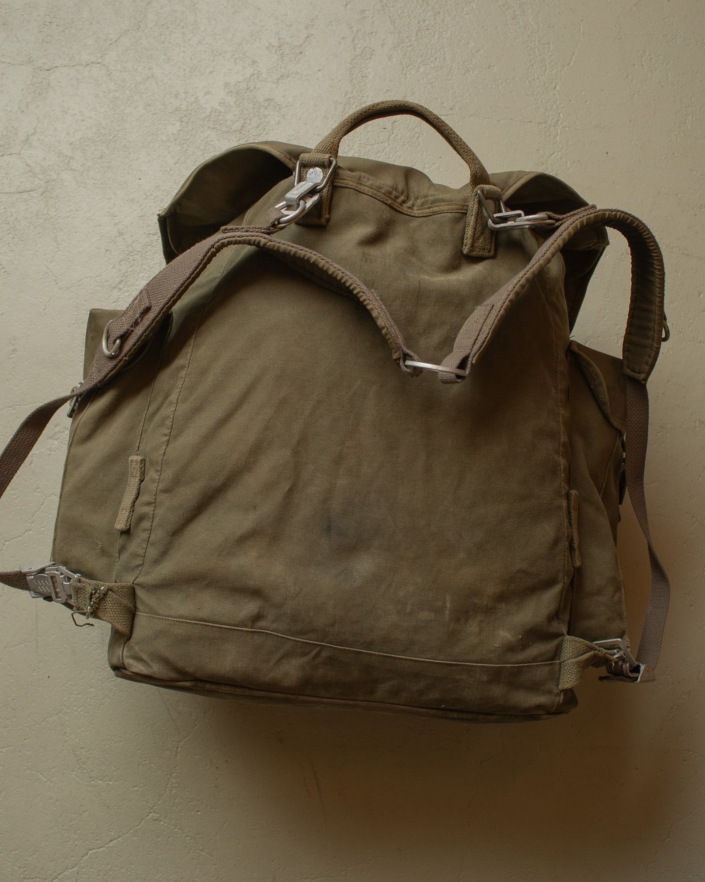 1960s Bundeswehr Army Canvas Backpack khaki