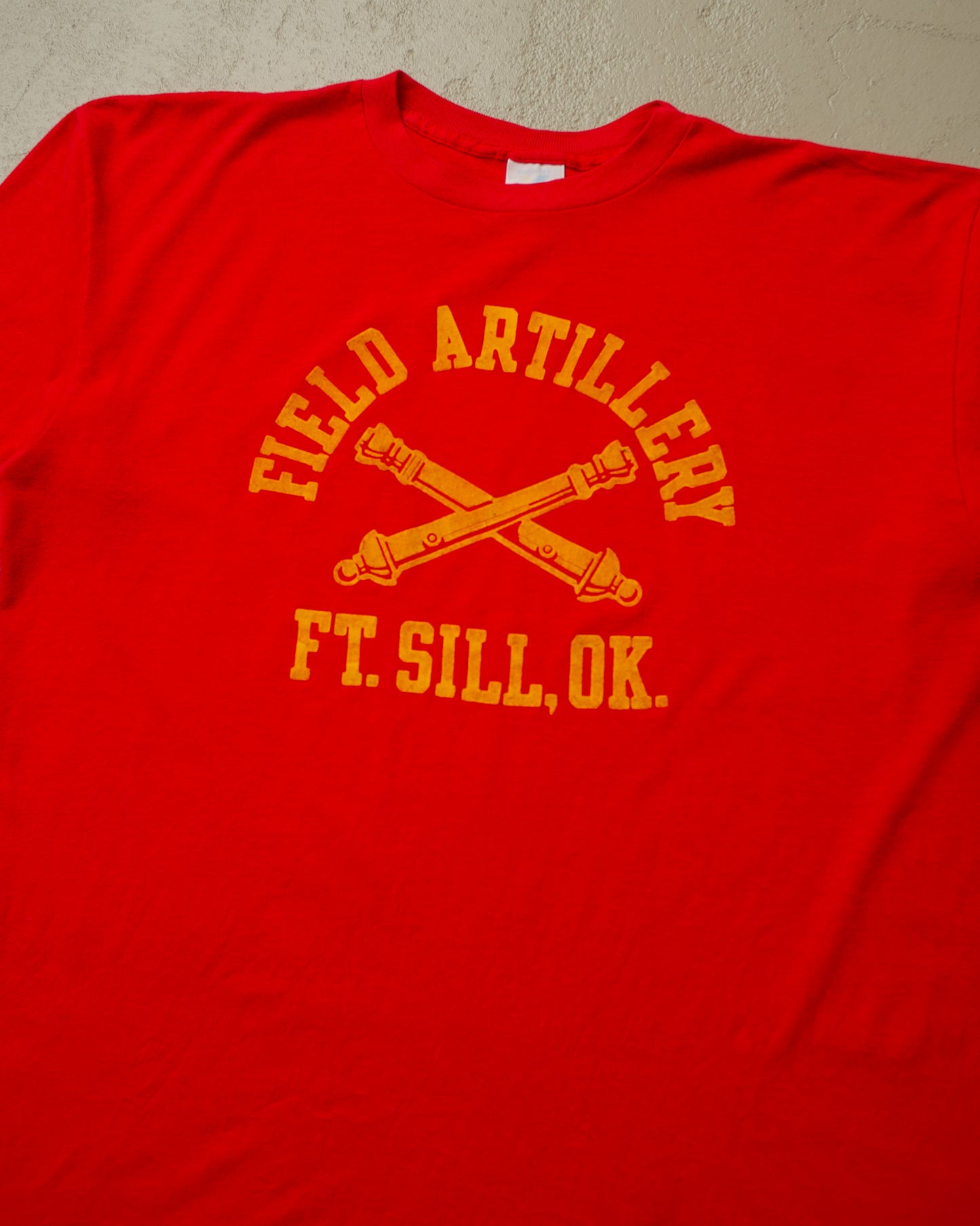 1990s US Army Field Artillery T-shirt red - L/XL