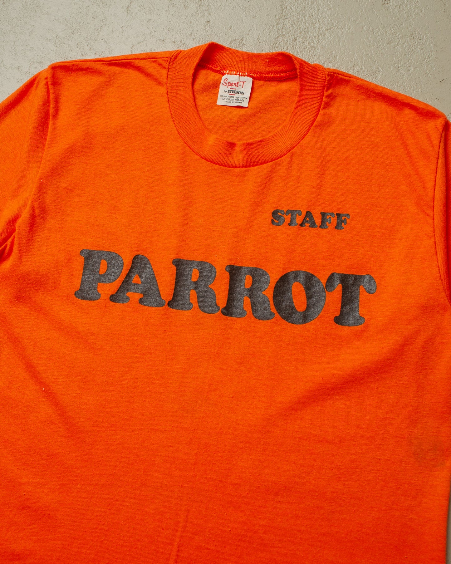 1980s unworn Parrot Staff T-shirt orange - S